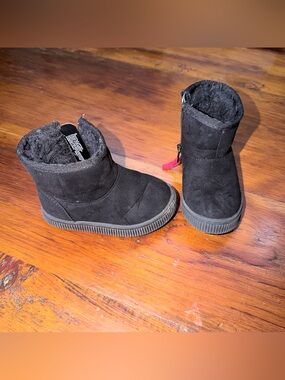 Toddler 5C black Boots